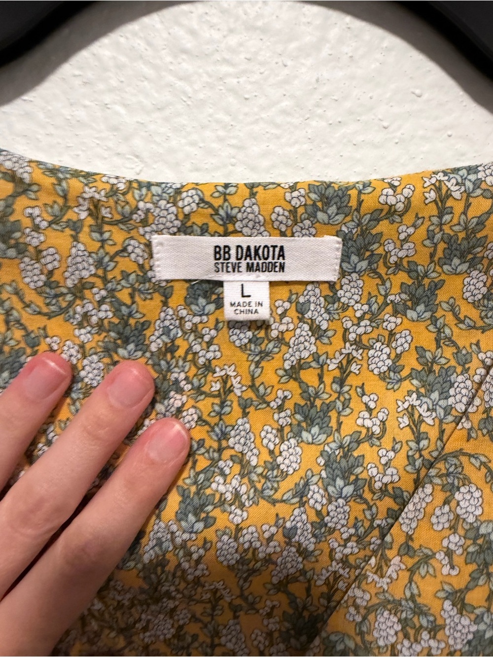 BB Dakota Steve Madden Big Flirt Mini Dress Floral Large - Picture 9 of 16